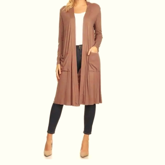Active USA Sweaters - 🆕️Tan open front long cardigan